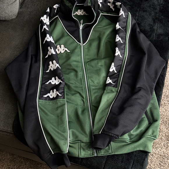 Kappa Men's Green and Black Bomber Jacket - Picture 3 of 5